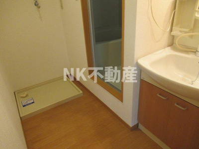 【洗面所】 | メゾンニュー池島（東花園賃貸） | 脱衣スペースもあります