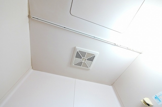 ハイネス桜井のその他|浴室の換気扇