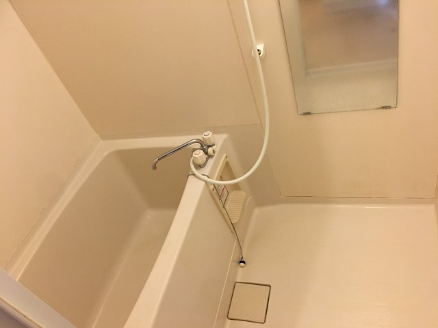 ハイム岩崎Ⅱの浴室
