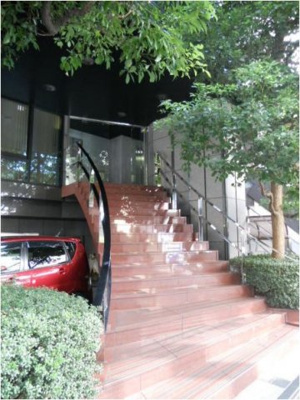 【エントランス】 | 蔵前イセキビル