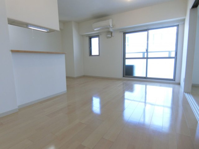 【居間・リビング】 | テラスコート梅田東