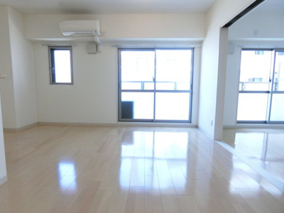 【居間・リビング】 | テラスコート梅田東