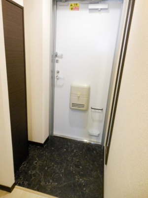 【玄関】 | レオネクストトンノ