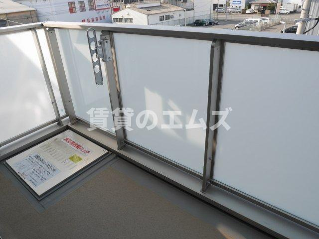 【バルコニー】 | Ｄ－ｒｏｏｍ博多駅南　弐番館 | Ｄ－ｒｏｏｍ博多駅南　弐番館のバルコニー