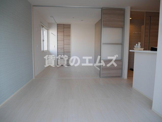 【居間・リビング】 | Ｄ－ｒｏｏｍ博多駅南　弐番館 | Ｄ－ｒｏｏｍ博多駅南　弐番館のリビング