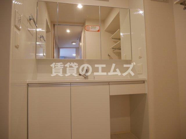 【独立洗面台】 | Ｄ－ｒｏｏｍ博多駅南　弐番館 | Ｄ－ｒｏｏｍ博多駅南　弐番館のシャンプードレッサー