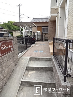 【駐車場】 | ヴィラージュ元ノ山 | 同型タイプ
