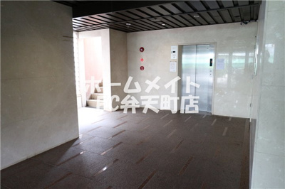 【ロビー】 | 日本水研弁天町ビル | 毎日通るロビーはこのようになっています