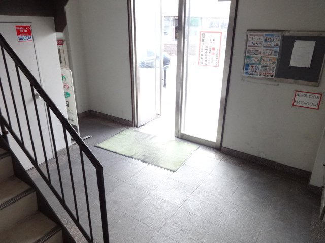 パークヒルズ千代田のエントランス