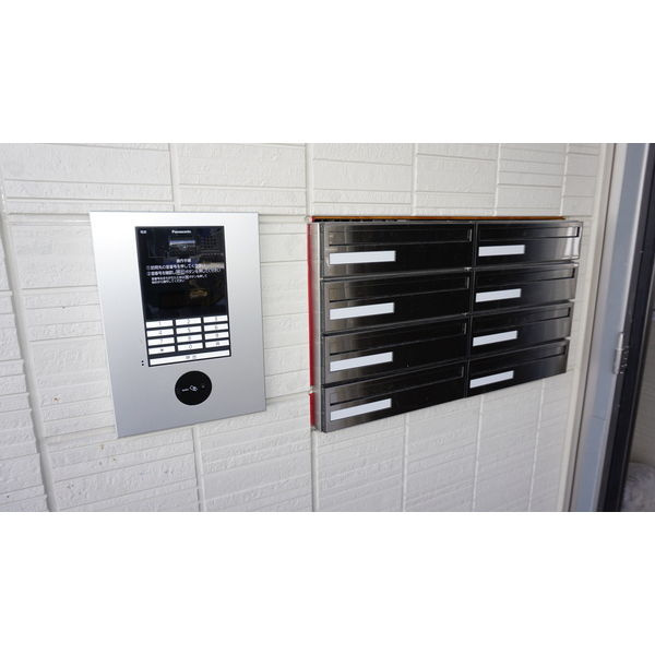  ヒルズレジデンシャルHのエントランス