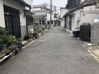 【前面道路含む現地写真】