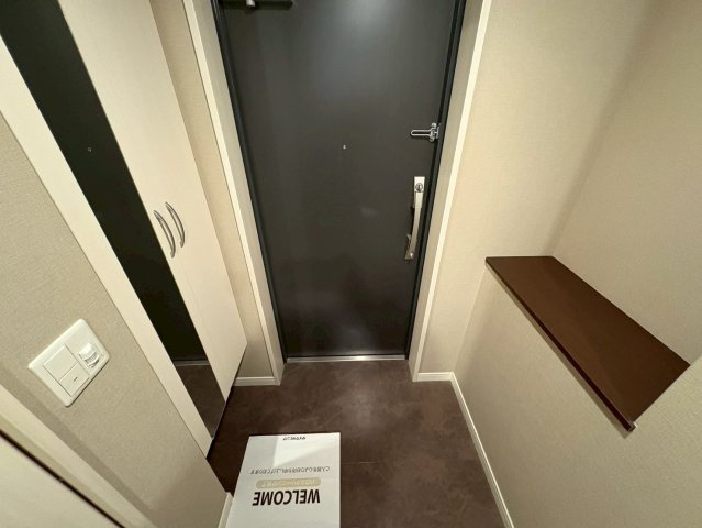 プレミアム菱屋西の玄関