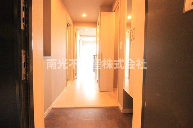 プレミアム菱屋西の玄関