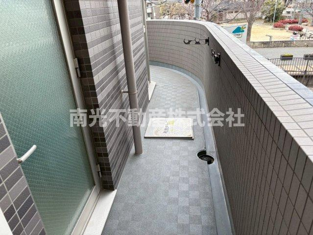 プレミアム菱屋西のバルコニー