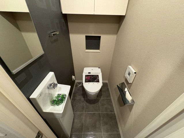プレミアム菱屋西のトイレ