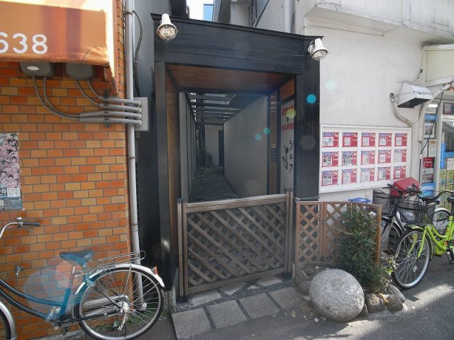 【外観】 | 西鴻池町店舗・事務所 | 裏手入口