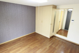 【寝室】 | URBAN | 寝室にぴったりのお部屋です