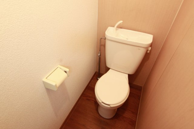 【トイレ】 | URBAN | 落ち着いたトイレです