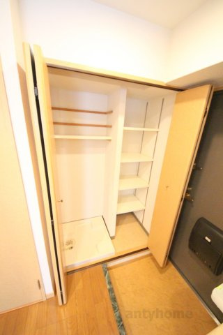 プレサンス同心アーバンステージ　仲介手数料無料の収納