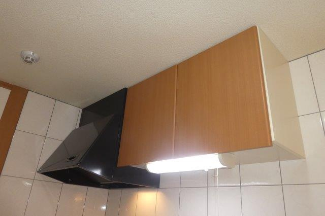 エクシヴボヌールのキッチン|キッチン上収納