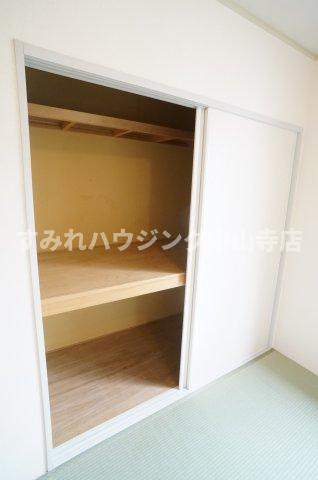 田中ハイツB棟の収納|和室の押入収納です。