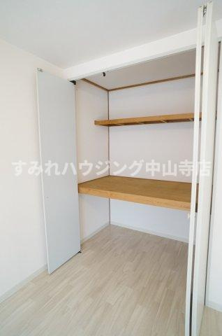 田中ハイツB棟の収納|洋室の収納もございます