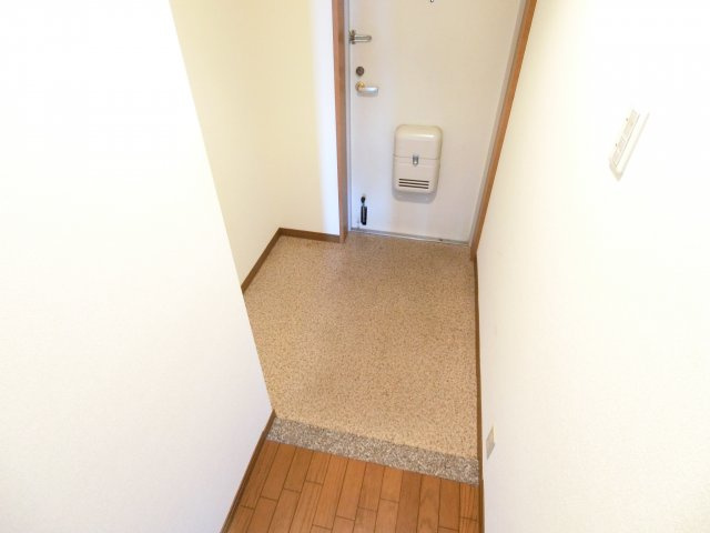 南海サウスヒルズ松ヶ丘の玄関