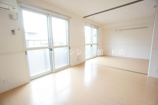 オアシスの内装