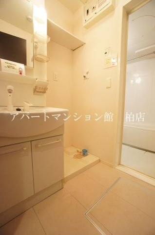 オアシスの洗面所