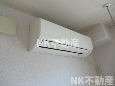 【設備】 | カーサビアンコ（河内永和賃貸） | エアコン付きです