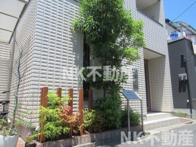 【エントランス】 | カーサビアンコ（河内永和賃貸） | 落ち着いたエントランスです