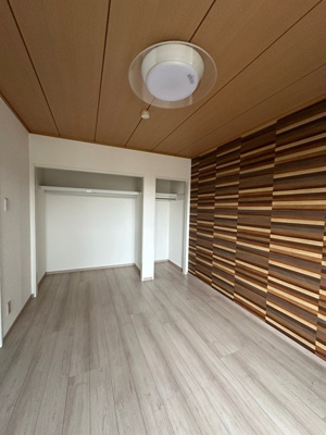 【寝室】 | アベニュー白鳥A | 南東向き和室6帖☆押入れとクローゼットがあります！寝具も収納できるので和室は寝室にもオススメ☆