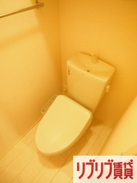 ラテルのトイレ