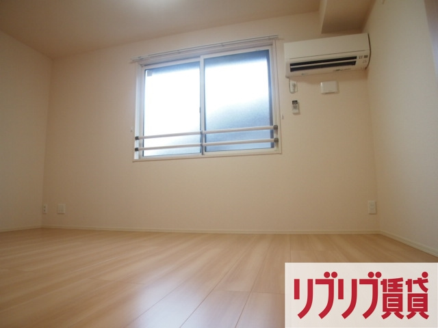 ラテルの寝室