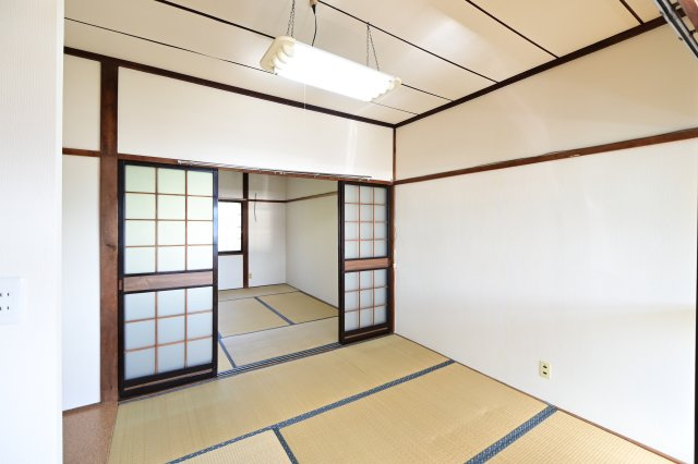 【居間・リビング】 | 中谷アパート | ゆったりとした居間です