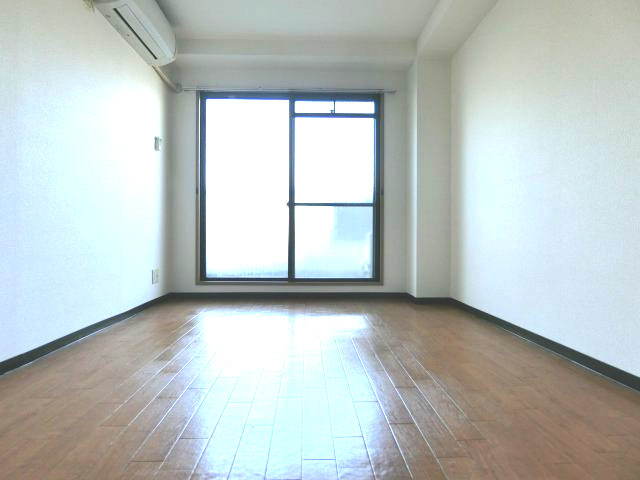 ジョイフルKIKUSUIの居間・リビング