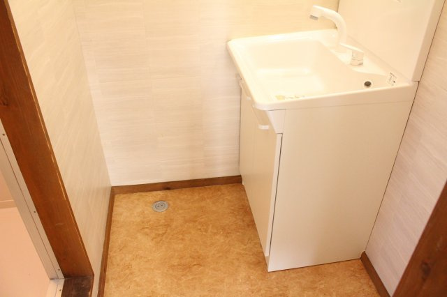 第2のなかコーポの独立洗面台