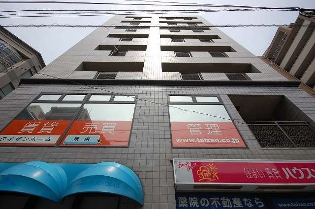 ライラック薬院の外観