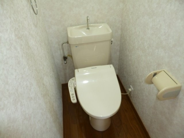 ブルーリバーのトイレ|ウォシュレット