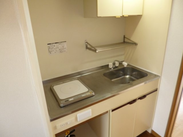 ブルーリバーのキッチン|1口IHコンロ付き