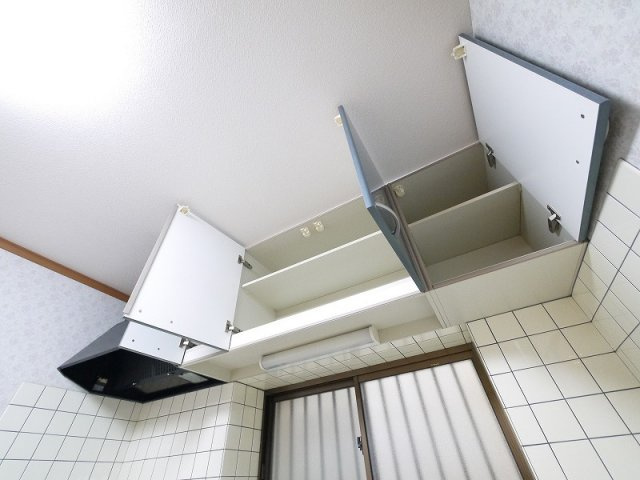 神殿マンション3号棟のキッチン|きれいなキッチンです