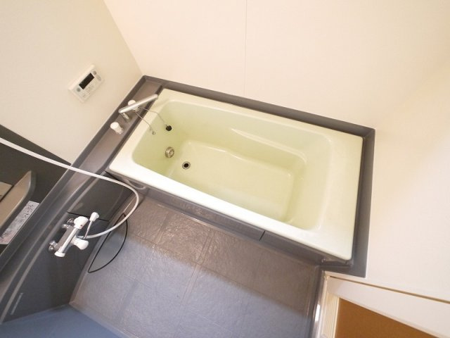 神殿マンション3号棟の浴室|日々の暮らしに欠かせないお風呂です