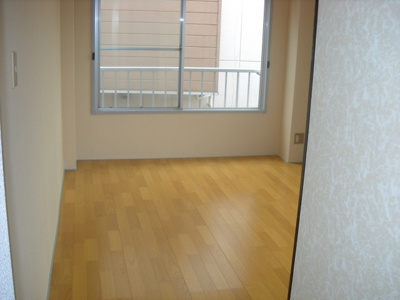 【洋室】 | アーディン鶴ヶ峰 | 洋室は窓が２方向あります