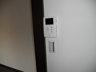 【設備】 | コーポ小濱 | モニター付インターホン