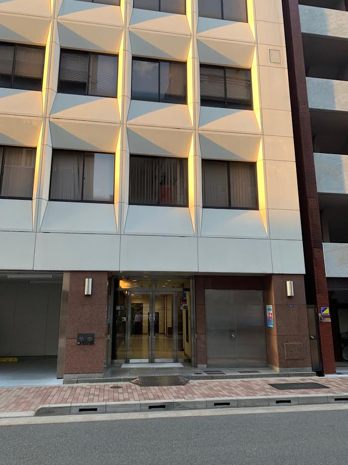 マルコーセンタービルの外観