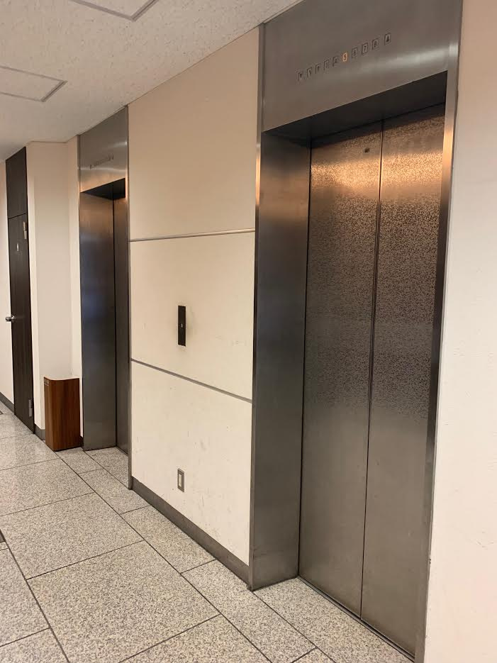 マルコーセンタービルの設備