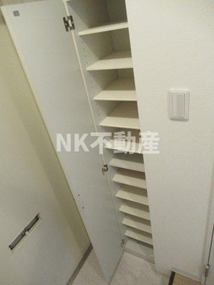 【収納】 | Blue Star G1（ブルースタージーワン）（八戸ノ里賃貸） | シューズボックスです