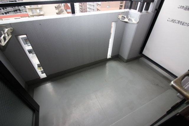 パインストン今泉のバルコニー