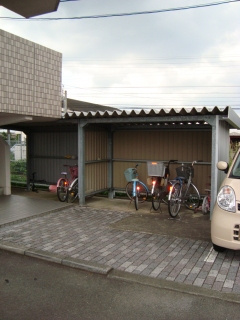 徳部マンションのその他共用部分|駐車場です