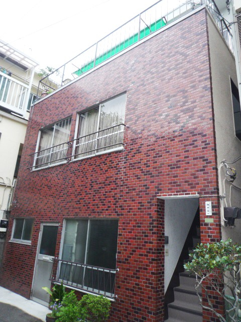 文京区本郷４丁目の賃貸マンションの外観